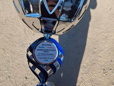 Marco Occhial trofeo del primo podio stagionale al Bosisio Parini