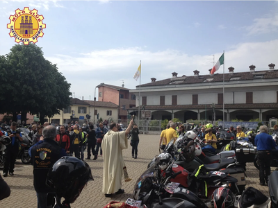 motobenedizione motogiro - Don Vincenzo